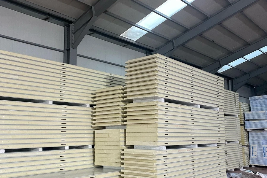 High-Density PIR Fire-Rated Insulated Sandwich Panels - FANEX