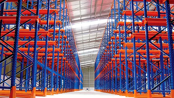 Large-Scale Refrigerated Logistics Warehouses and Racks - FANEX